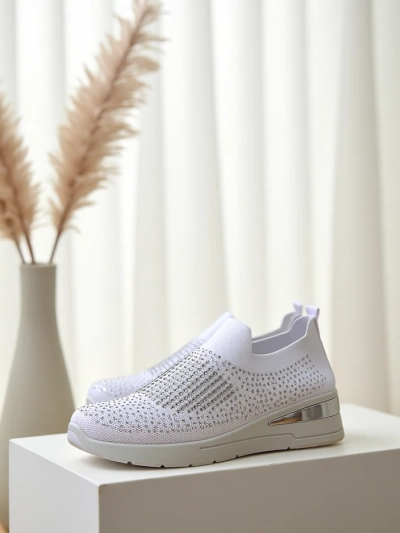 Royalfashion Slīdsošie sieviešu wedge sporta apavi ar rhinestones Qelavise