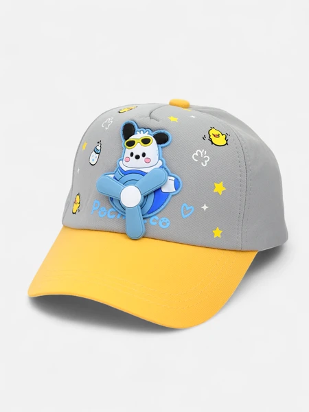 Royalfashion Children’s cap with a visor and a patch featuring the flying bear Oliver Sky