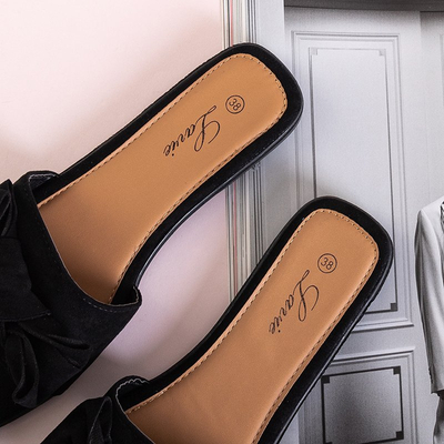 Black women's flip-flops with bow Bonjour - Footwear