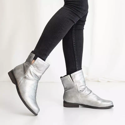 OUTLET Silver women's boots from Jetissa - Footwear