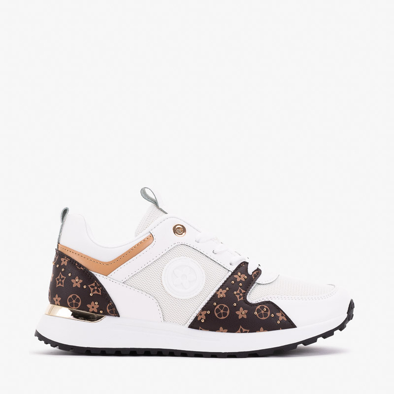 Women's white Evenra sports shoes - Footwear