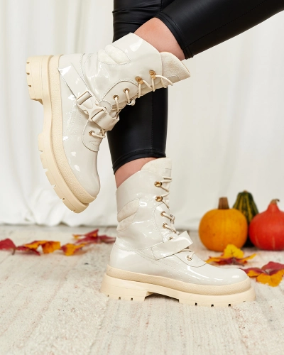 Royalfashion Women's lacquered boots in beige Setogy