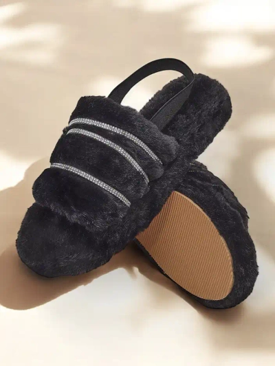 Royalfashion Women's fur slippers with rhinestones Ferrems