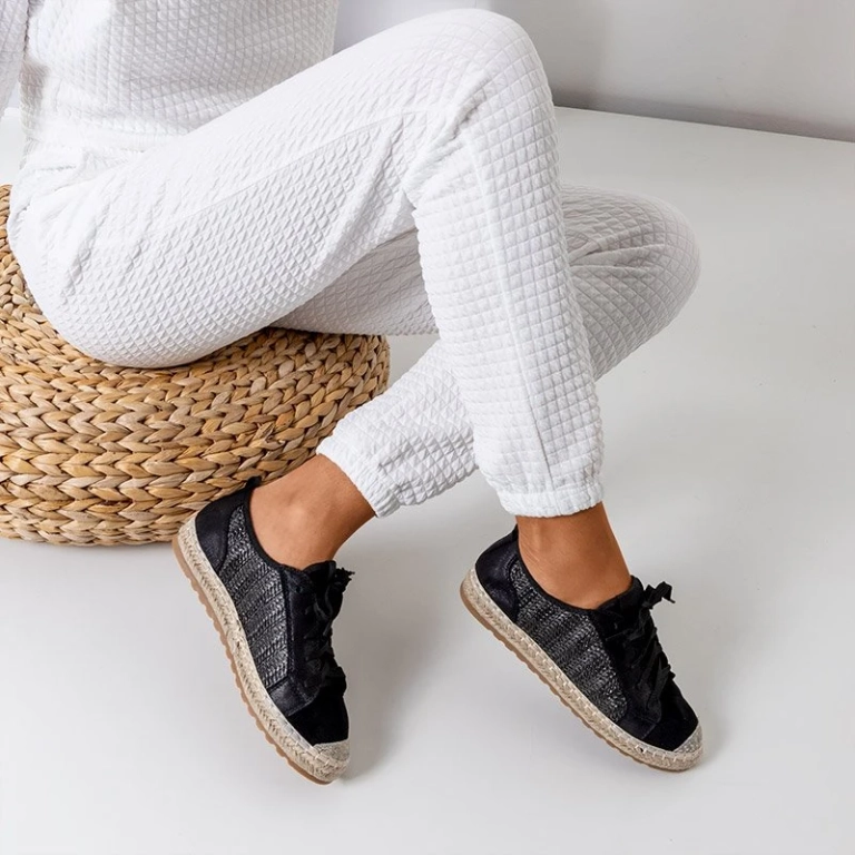 OUTLET Черные женские кроссовки a'la espadrilles Fesmav - Обувь