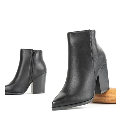 Black ankle boots on the post Shani - Shoes