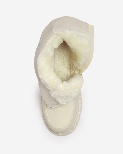 Krēmkrāsas sieviešu zābaki ar plakanu papēdi Mefina- Footwear