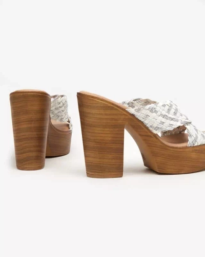 OUTLET Women's white slippers on a high post Kotinso - Footwear