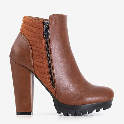 Women's ankle boots with a decorative camel zipper Santiago - Footwear