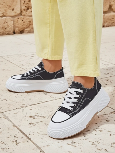 Royalfashion Женские платформенные кроссовки Beemes