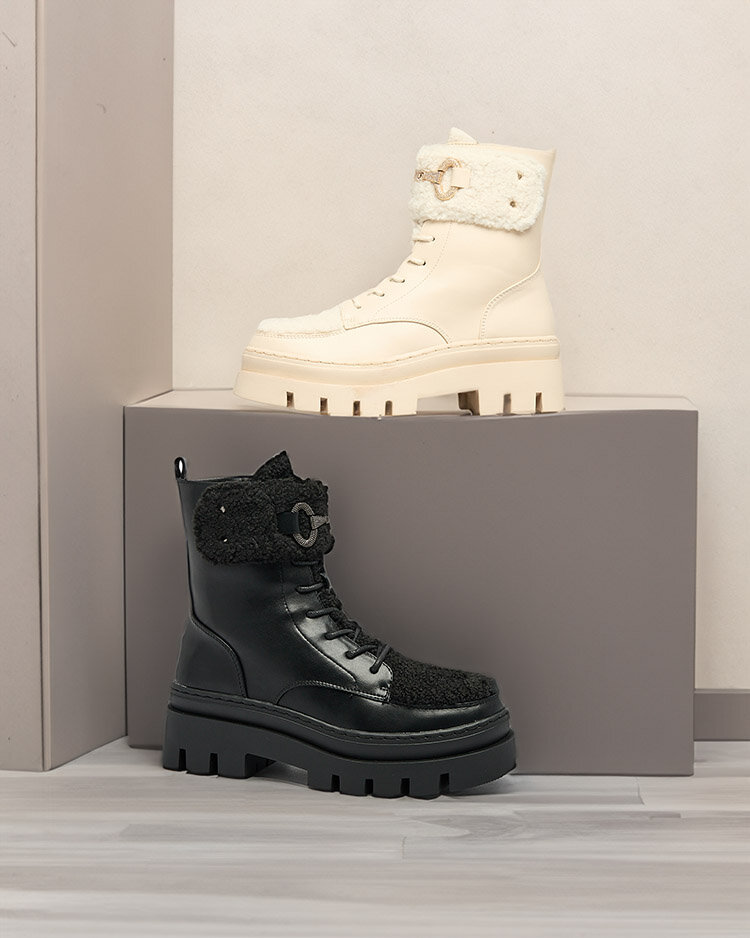 Royalfashion Women's boots with sheepskin Faeltone