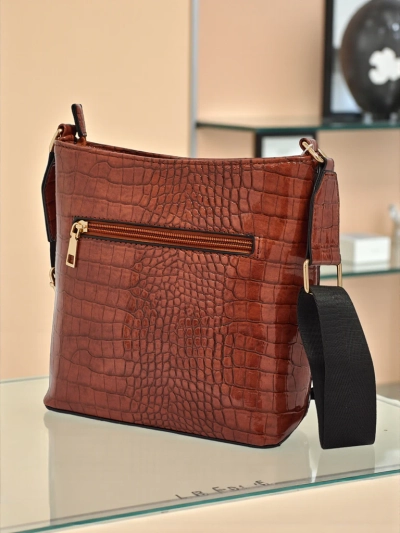 Lakierowana mała damska torebka ze eko skory Arlisse