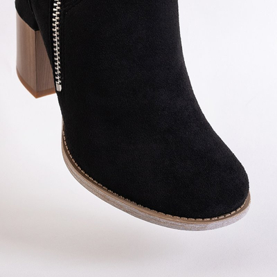 Черные женские ботильоны на квадратных каблуках Darera