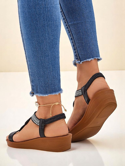 Sandaļi Ķīļi Perseida Royalfashion melni no eko-ādas ar kristāliem 4,5cm