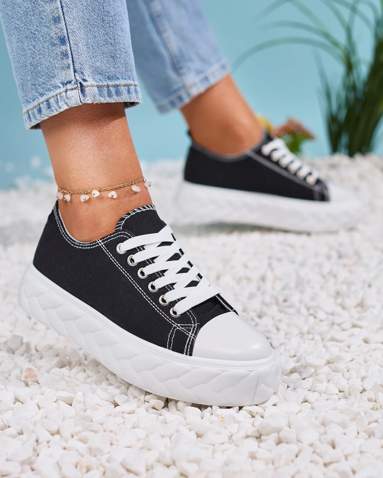 Royalfashion Melnas sieviešu kedas uz platformas Merija