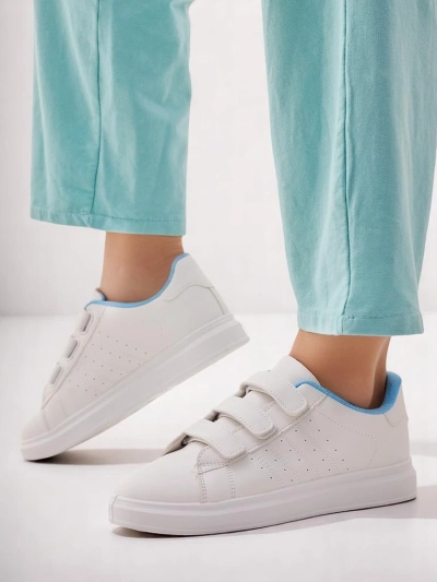 Royalfashion Женские спортивные кроссовки Pertis