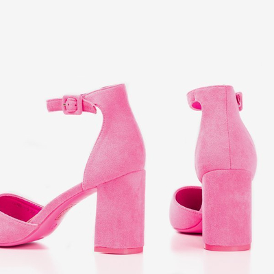 Neon pink women's sandals on the higher Raviola post - Footwear 1