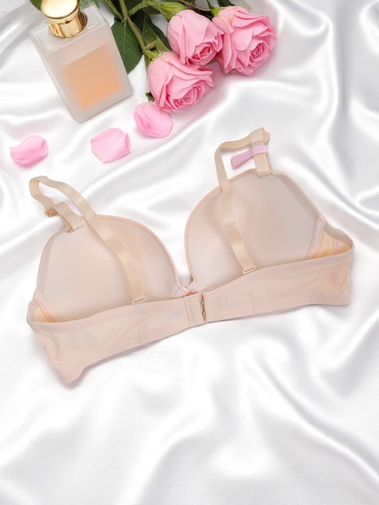 Royalfashion Smooth women’s padded bra Smooth Fit