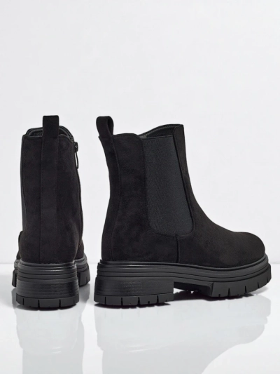 Women's Chelsea-style ankle boots made of eco-suede Lunvor