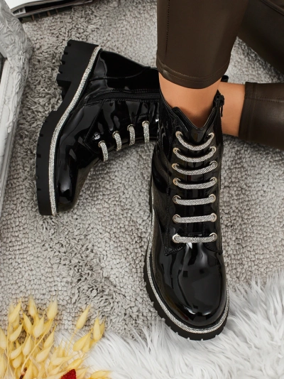 Gelakte Fjorra veterlaarsjes voor dames