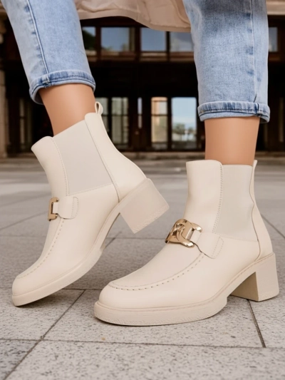 Royalfashion Women's ankle boots with a low heel Ewios