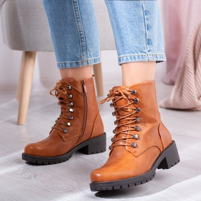 Trappers in camel Gigi - Footwear