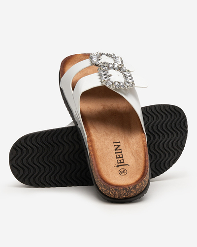OUTLET White women's slippers with decorated clasps. Olimika - Footwear
