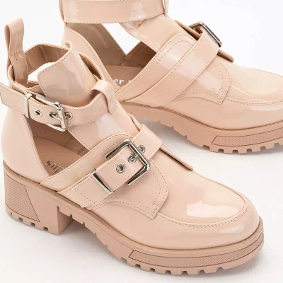 OUTLET Beige women's boots with embossing Lerika - Footwear