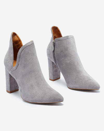 Gray ankle boots with cut from Alania - Footwear