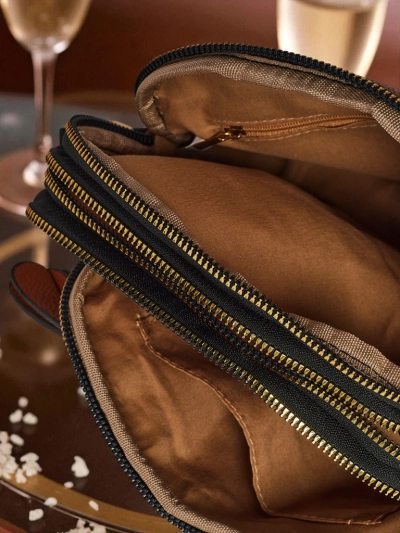 Mozā sīvišķīga somiņa nu eka ādas Ebony Glow