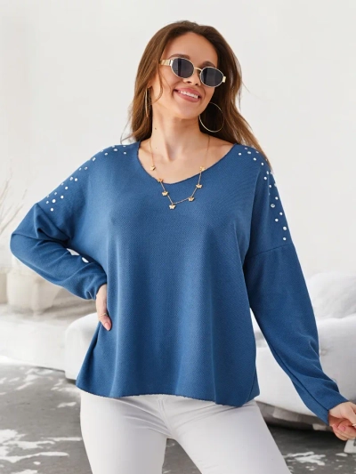 Royalfashion Women's thin viscose sweater with rhinestones on the shoulders