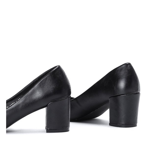 Pumps on the post with a matt finish in black Madisynn - Footwear 1