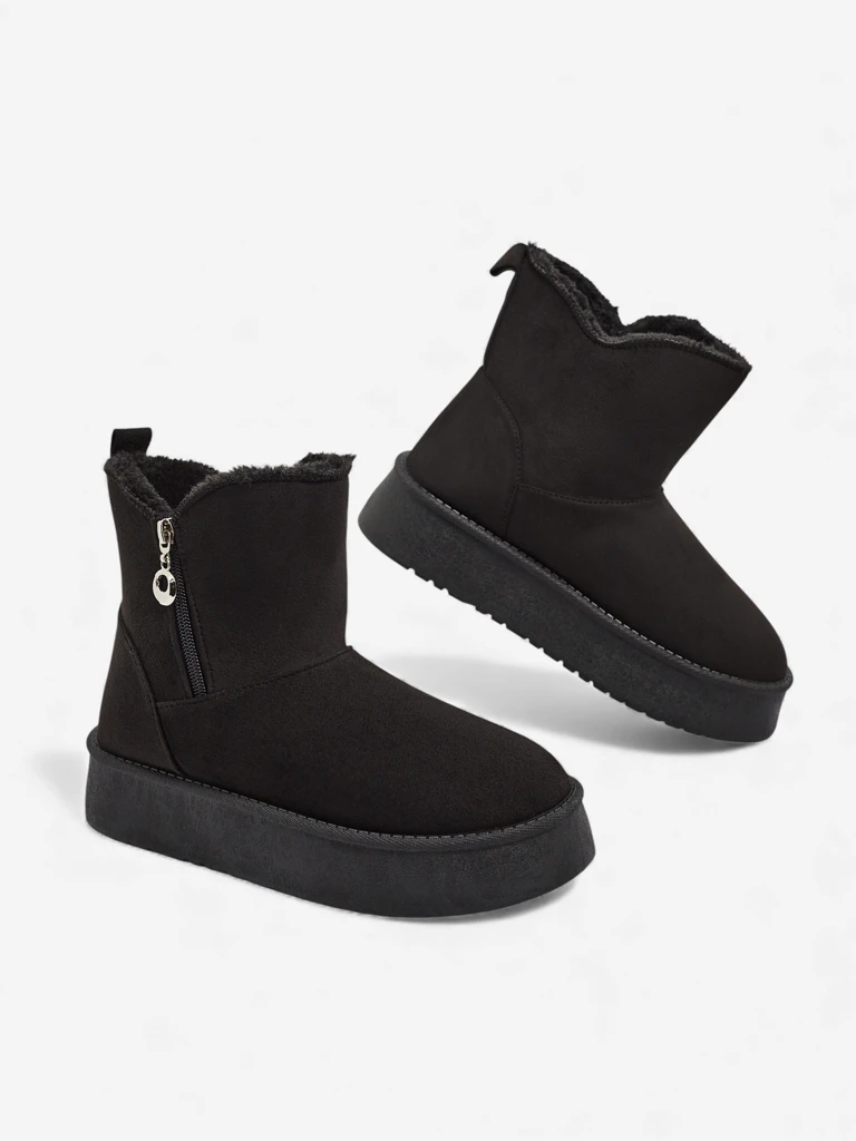 Short women's snow boots a'la Vesiola