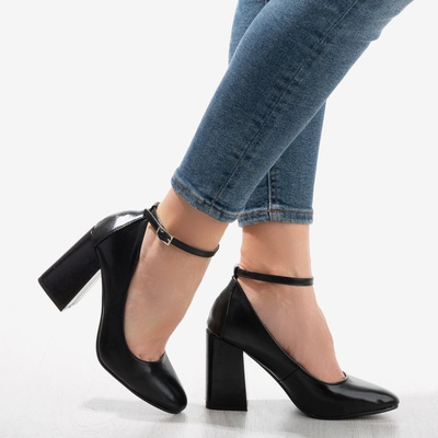 Matteless black pumps on the taller post - Footwear