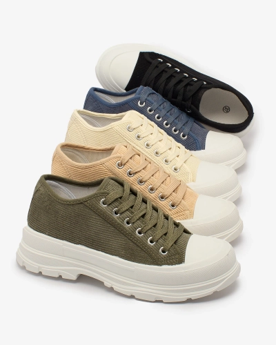 Royalfashion Черные женские кроссовки на платформе Spollero