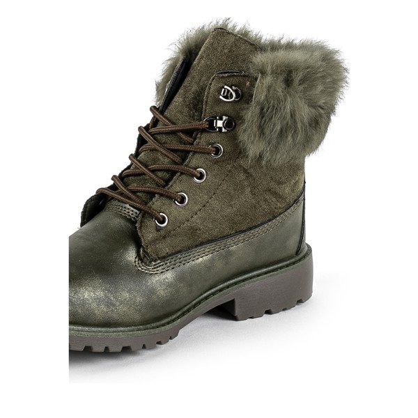 Green hiking boots with Sochi insulation - Footwear