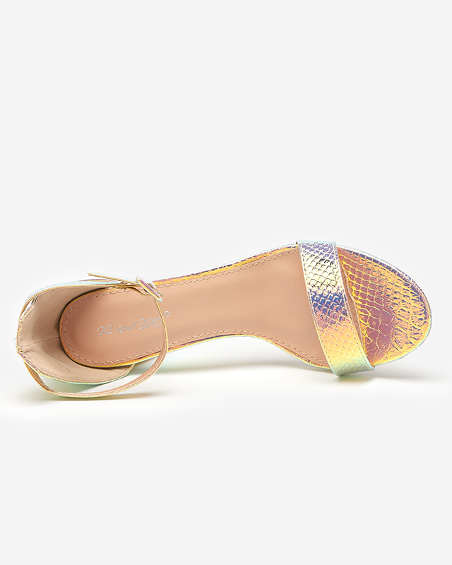 Holographic women's sandals on a post with Hosneka embossing - Footwear