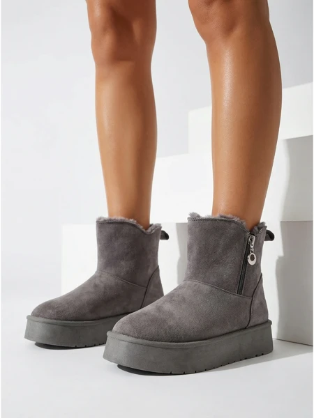 Short women's snow boots a'la Vesiola