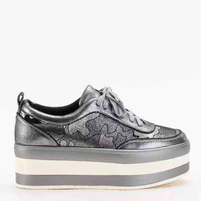 OUTLET Gray women's shoes on the Exira platform - Footwear