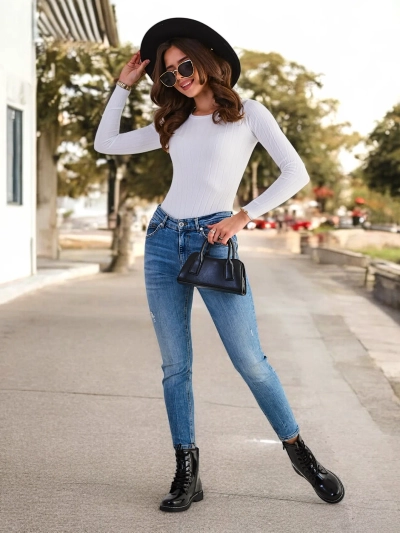 Women's sweater with a round neckline in white - Clothing