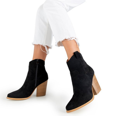 Black women's boots a'la cowboy boots Vitella - Footwear