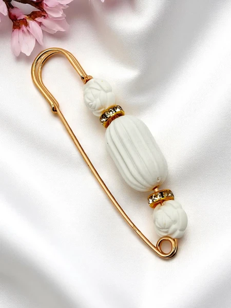 Декоративная женская брошь с маленькими розами Rose Charm