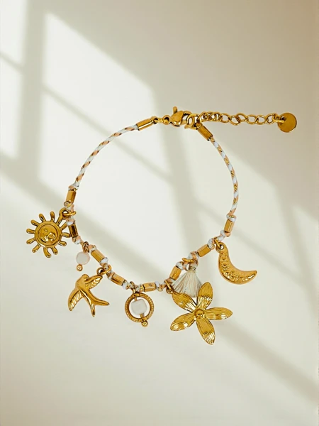 Aurelia Fiorenza Botanical Medallion Bracelet