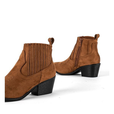 Brown cowboy boots a'la Golessa - Footwear