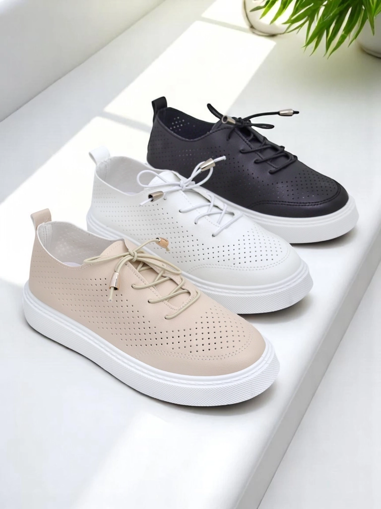Royalfashion Women's perforated laced sports shoes Vaned