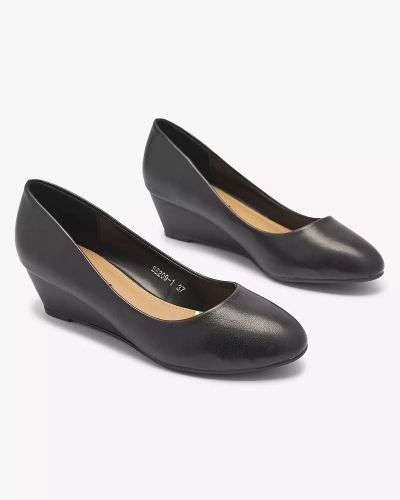 Classic women's eco-leather pumps in black color Jiwita - Footwear