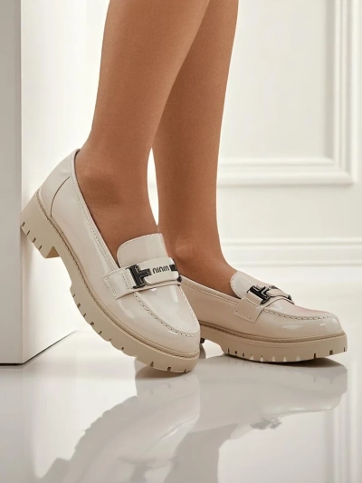 Atena women's beige flat-heeled loafers made of eco-leather