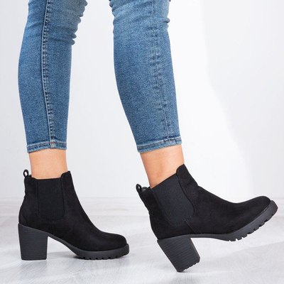 Black women's boots with a high heel from Brando - Footwear