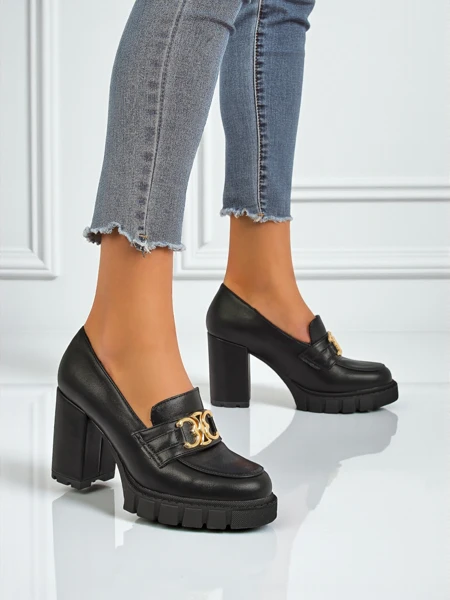 Women's Nero Aurora block heel pumps with a gold buckle, eco leather