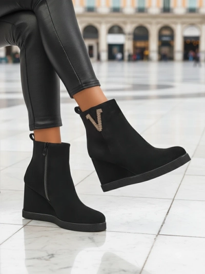 Royalfashion Nerias women's boots on heels