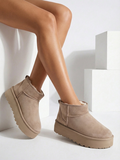 Royalfashion Women's platform a'la snow boots Dagodo